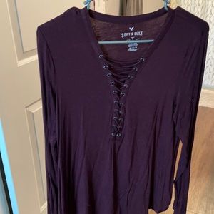 Long sleeved burgundy top